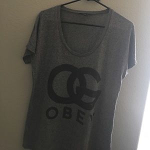 Obey t shirt