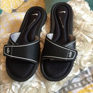 NIKE Sliders W/ Memory Foam