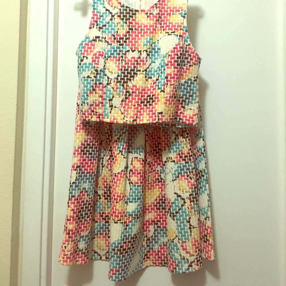 Two piece colorful skirt and crop top