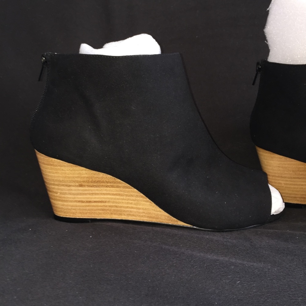NWT Mini Black Wedge Bootie Size 12