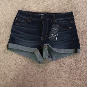 NWT Side 4 AE Shorts