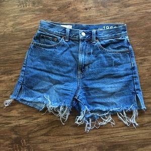GAP High Rise Cut-Off Shorts
