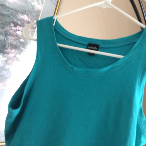 Turquoise/Teal Sleeveless Top - Picture 6 of 7