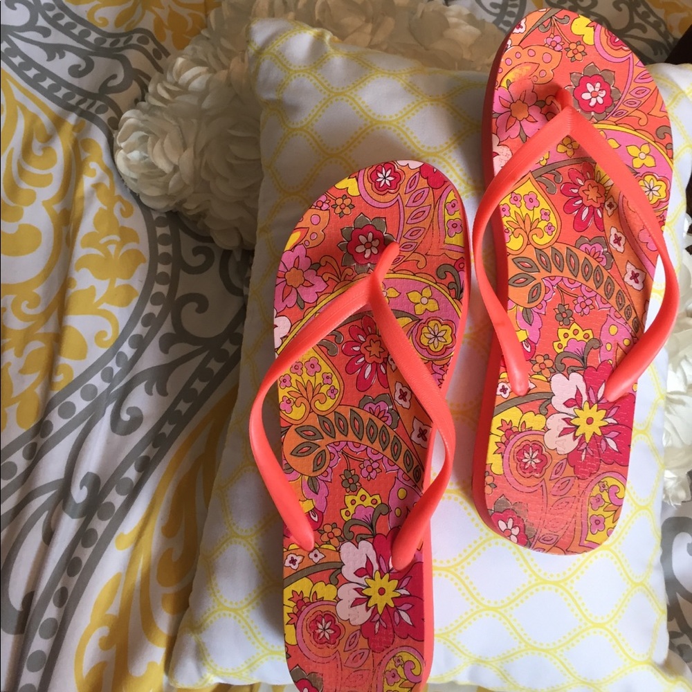 🌺Fun & Floral Flip Flops 🌺 OLD NAVY