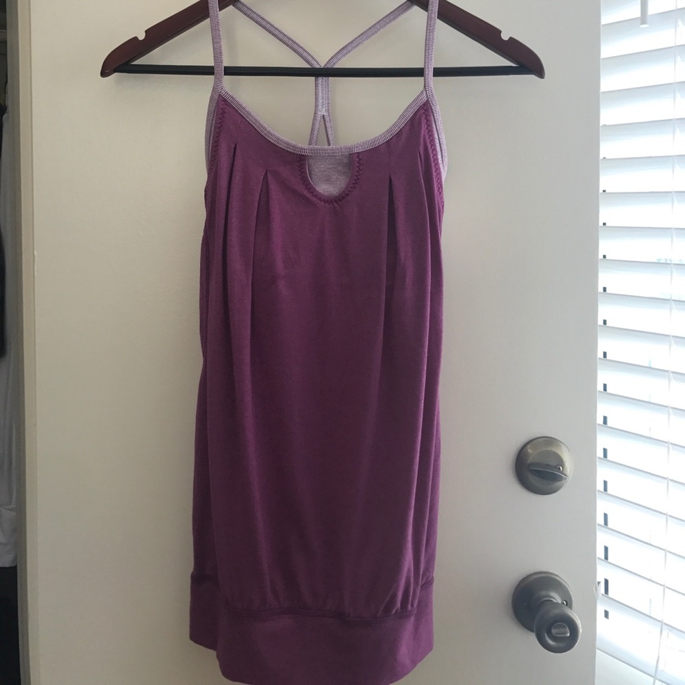 Lululemon tank top with built in bra