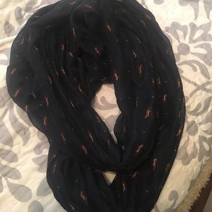 Foxy infinity scarf