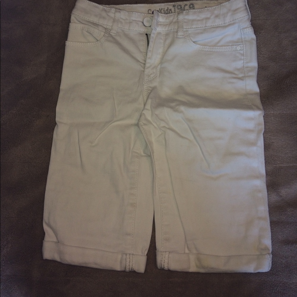 white capris