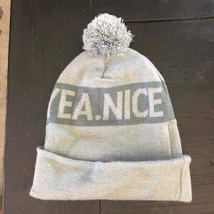 Yea nice grey beanie