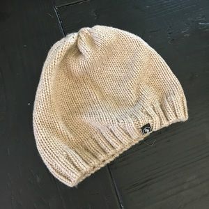 Yea nice light brown beanie