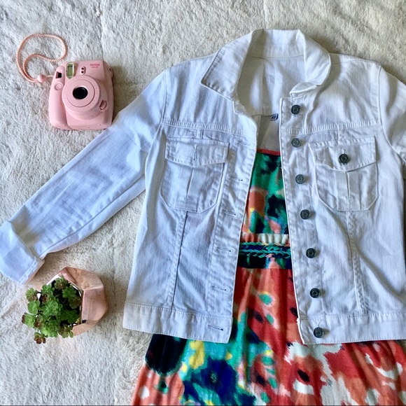 Nordstrom Jackets & Blazers - 🌻Perfect White Denim Jacket🌻