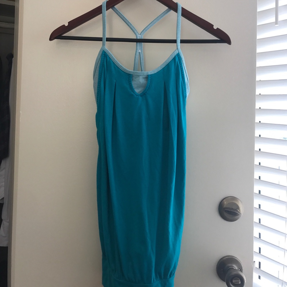 Lululemon tank with built in bra