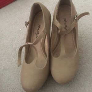 Tan or beige wedges 4.5 heel