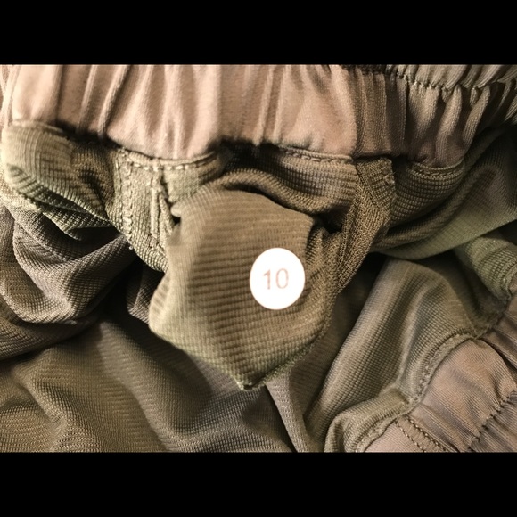 Lululemon Hotty Hot Shorts- Savasana Camo, 10 - Picture 5 of 6