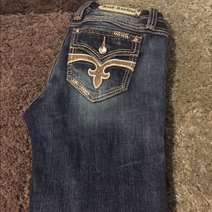 Rock Revival Easy Crop