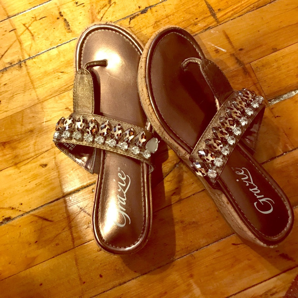 💥SALE $8 Gracie Bling Leopard sz7.5 never worn