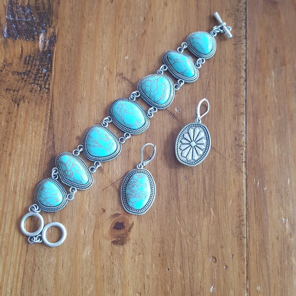 Boho Chic bracelet and earrings