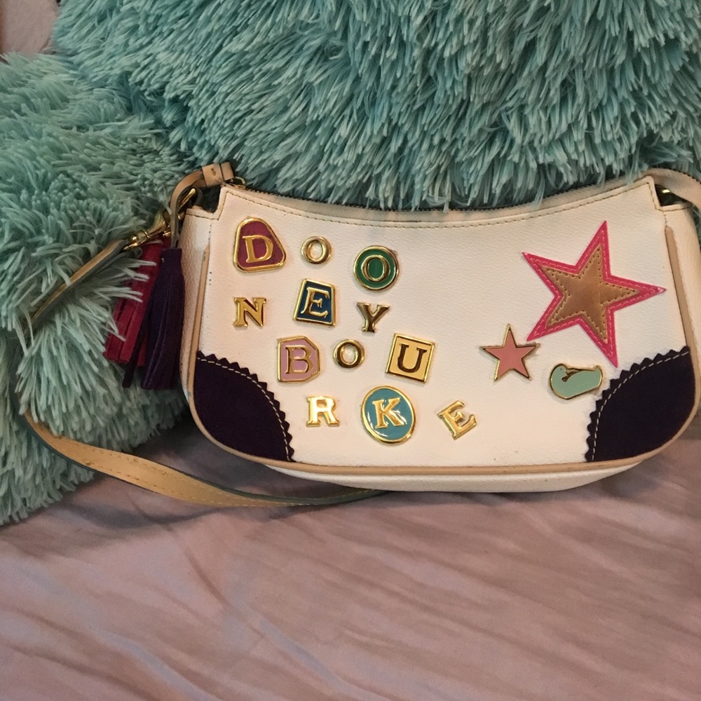 💕Cute Dooney & Bourke Purse💜
