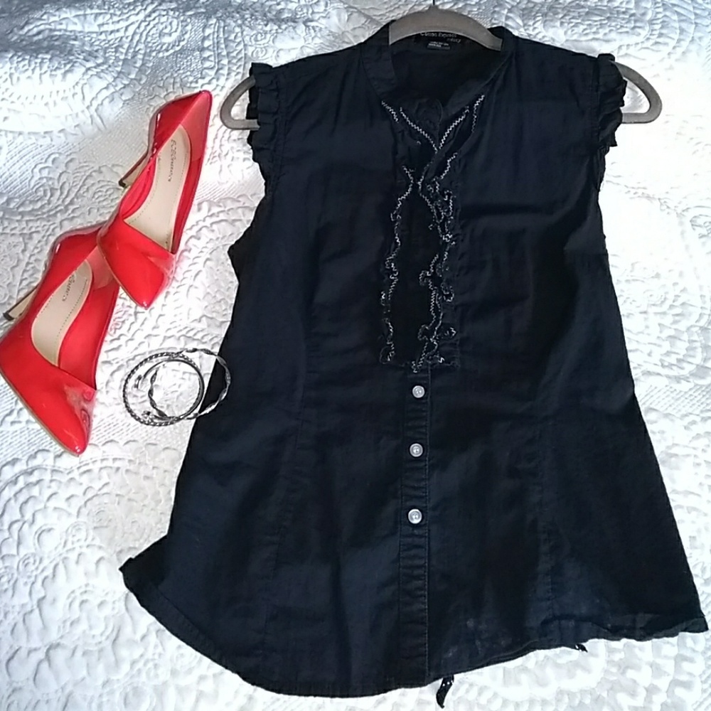 Ruffled Button Down Tank - Picture 3 of 3
