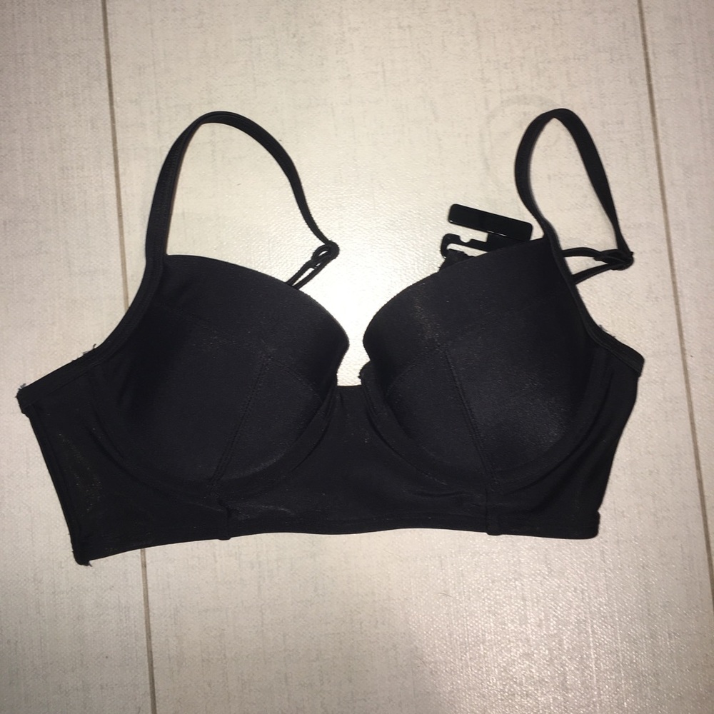 Black bikini top