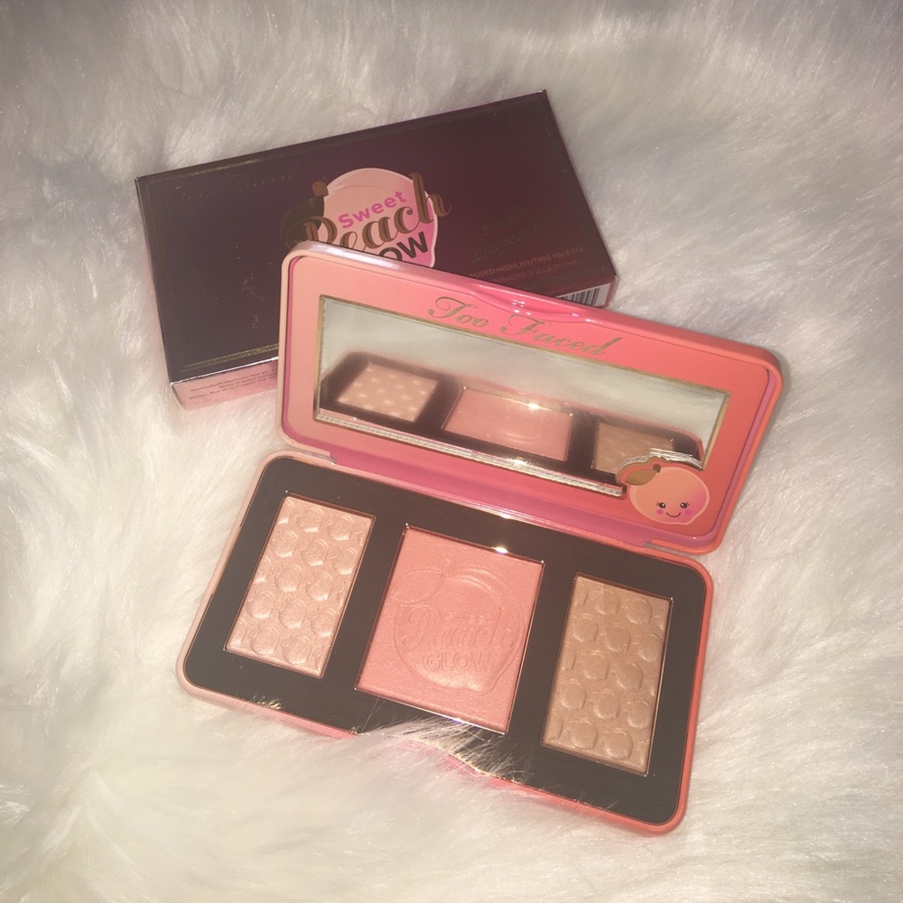 Too Faced Sweet Peach glow Pallet nib - Picture 1 of 1