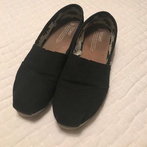 Black Toms