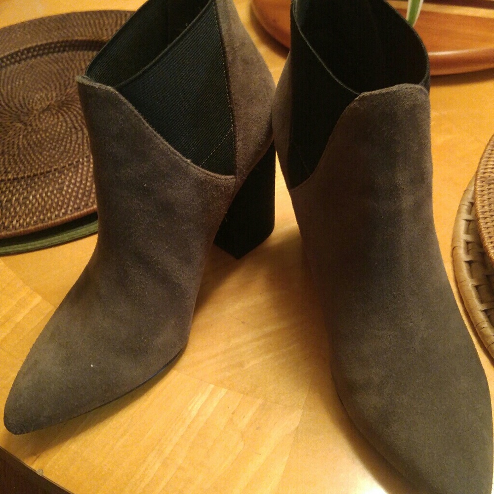 Crown Vintage Booties