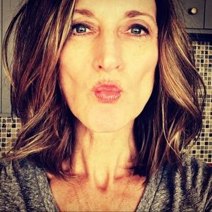 Meet your Posher, Angie