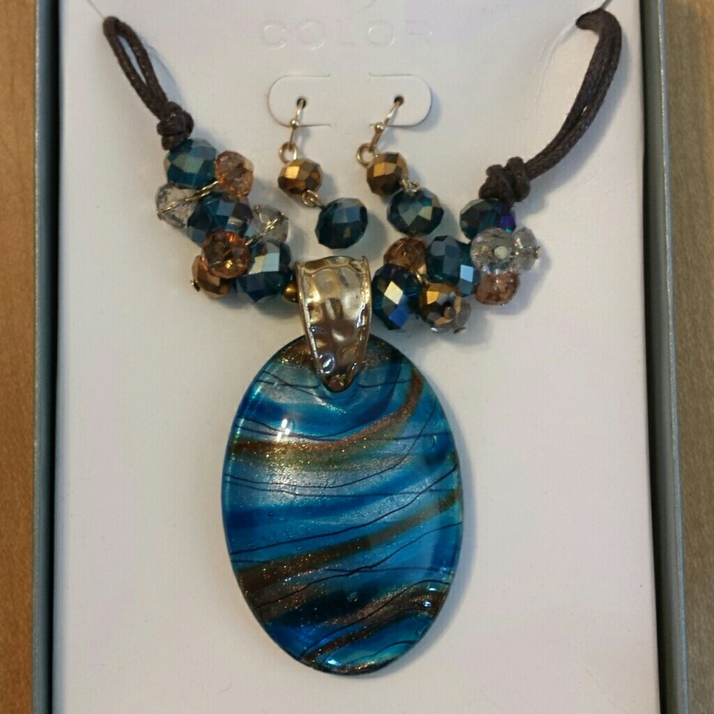 Necklace & Earrings Set
