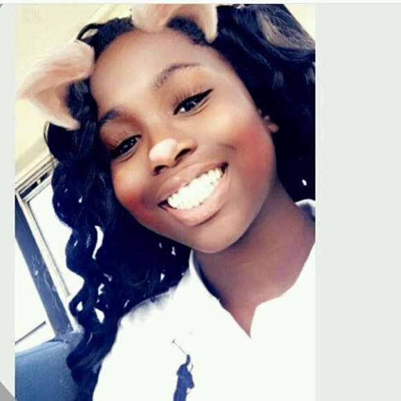 Meet your Posher, Shelly - Picture 1 of 1