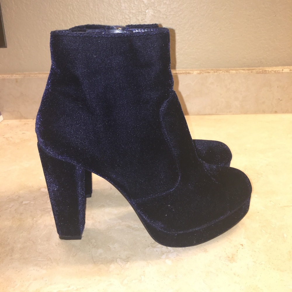 Navy velvet ankle booties