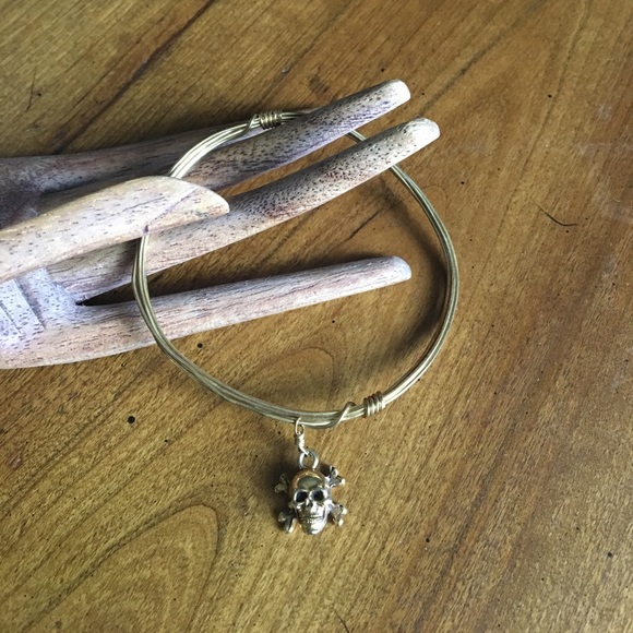 Skull & Crossbones bracelet - Picture 1 of 5