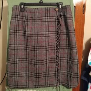 Beautiful wool plaid skirt