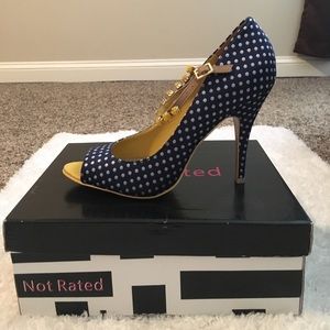 Brand new Polka Dot heels