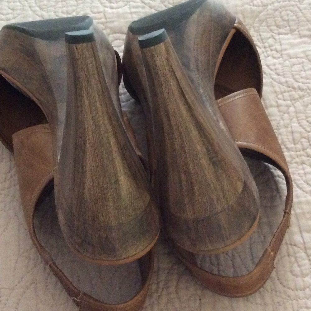 Heels - Picture 4 of 5