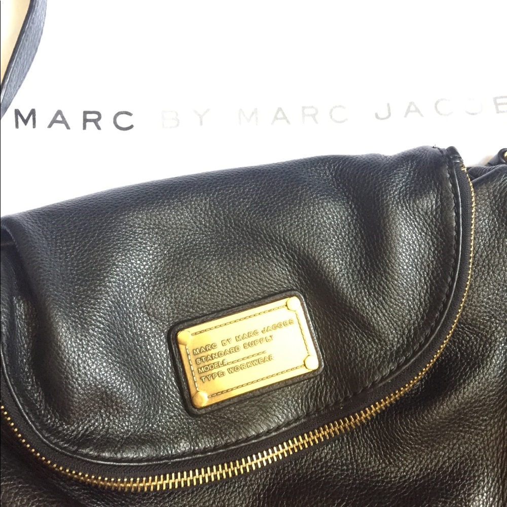 **SOLD** Marc by Marc Jacobs Crossbody Purse - Picture 4 of 5