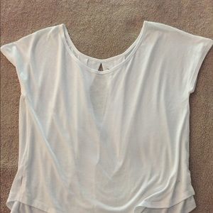 Old Navy Active split-back T-shirt