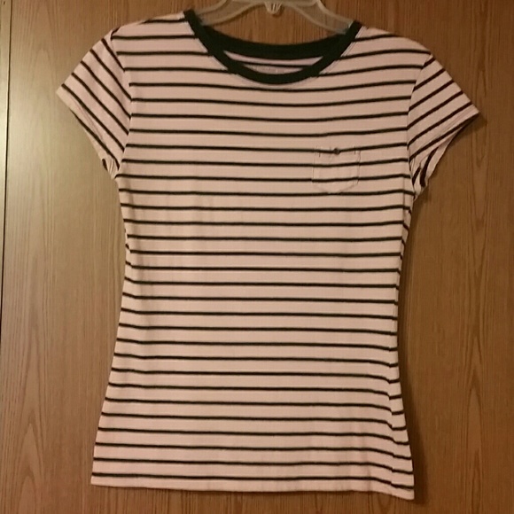 Old College Inn striped tee w/ mini pocket, large - Picture 2 of 3