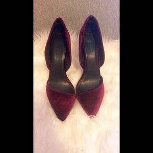 Velvet Pumps
