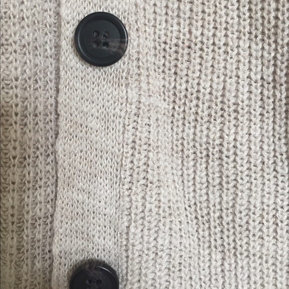 American Eagle Cardigan - Picture 4 of 5