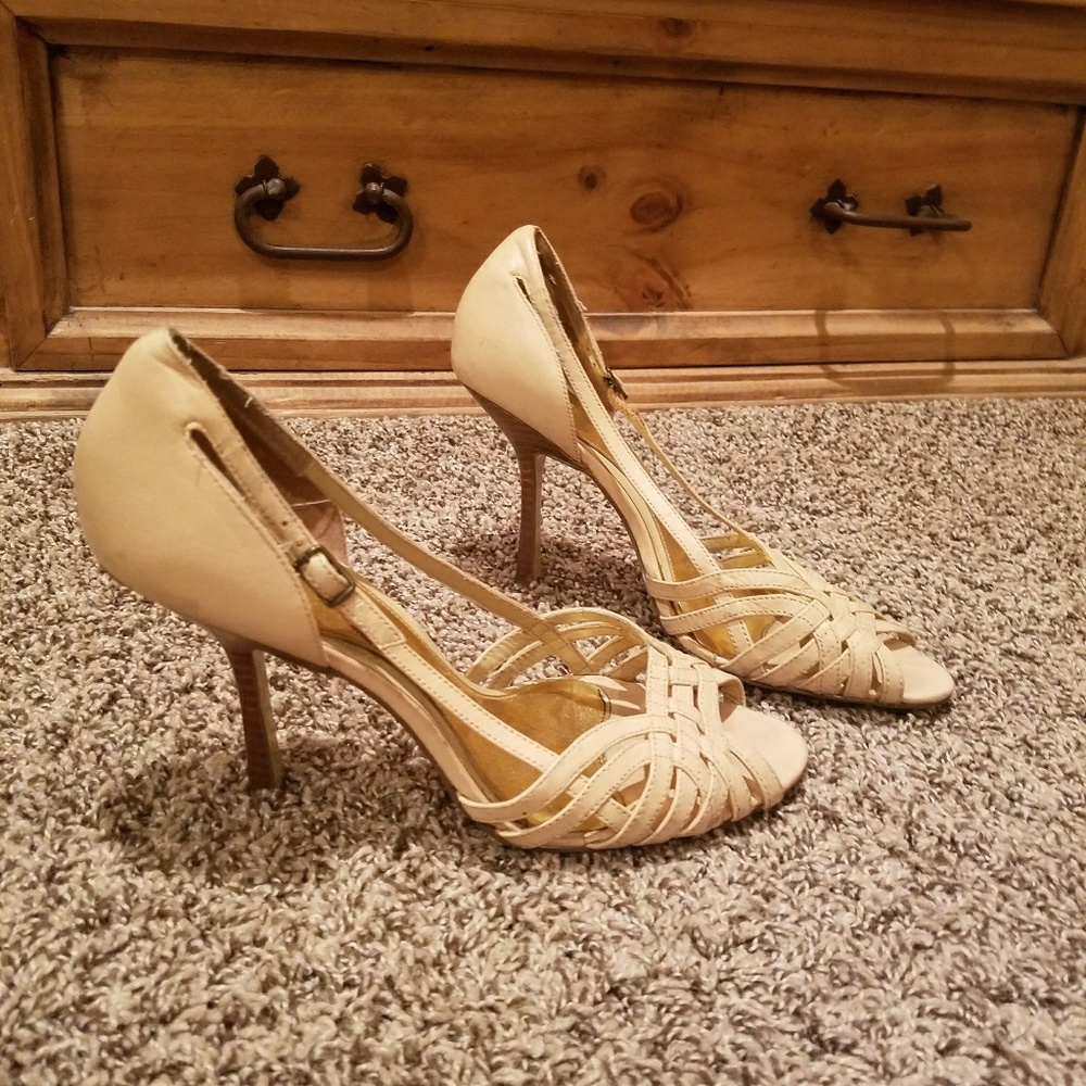 Women's Baker heels new never worn