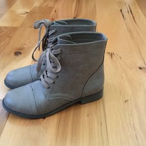 REDUCED AGAIN ‼️EUC Rampage Combat Boots!