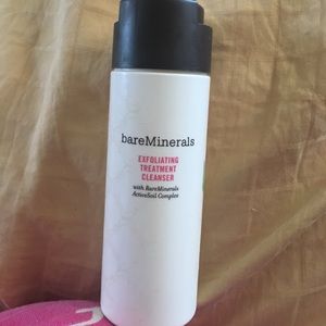 Bare minerals exfoliating treatment