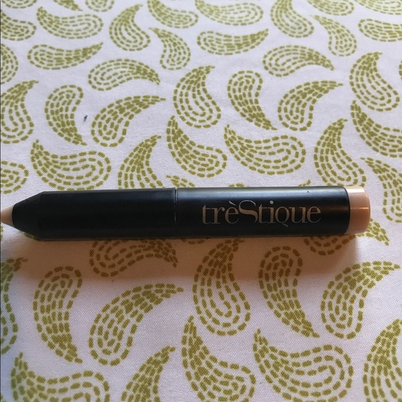 Kat Von D/trèStique Concealers - Picture 5 of 8