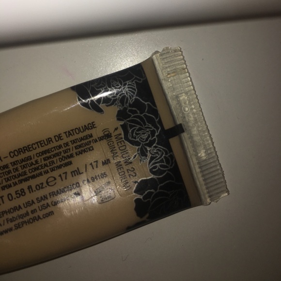 Kat Von D/trèStique Concealers - Picture 8 of 8