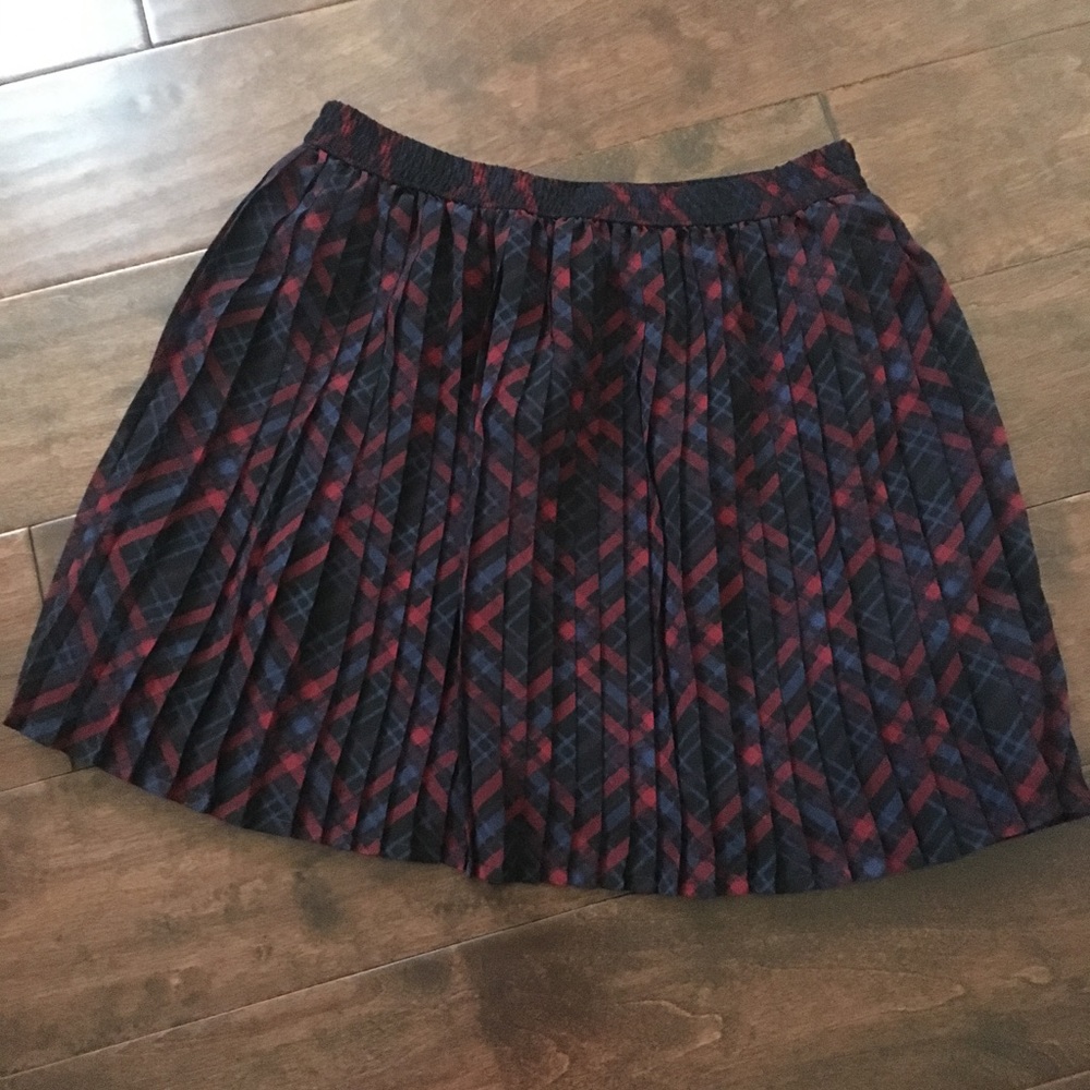 F21 skirt