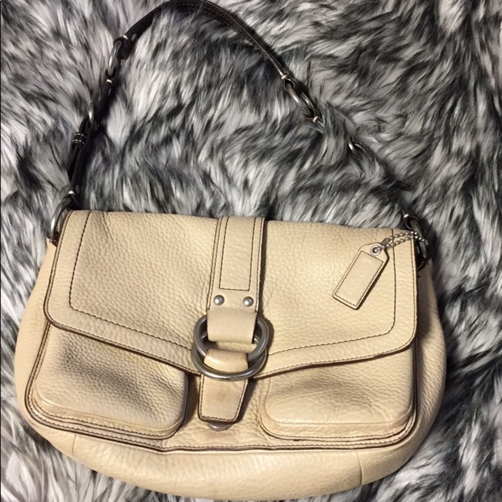 Coach Chelsea shoulder bag