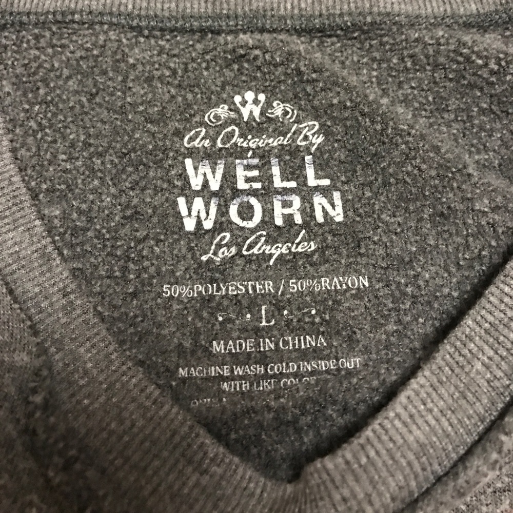 I ❤️ 🍟Day Gray Sweatshirt Size Large - Picture 3 of 4