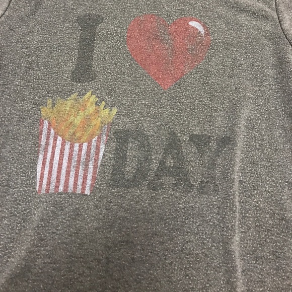 I ❤️ 🍟Day Gray Sweatshirt Size Large - Picture 2 of 4
