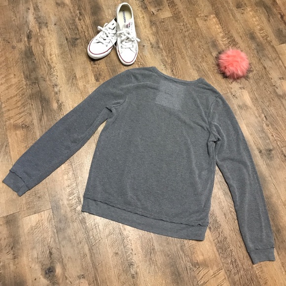 I ❤️ 🍟Day Gray Sweatshirt Size Large - Picture 4 of 4