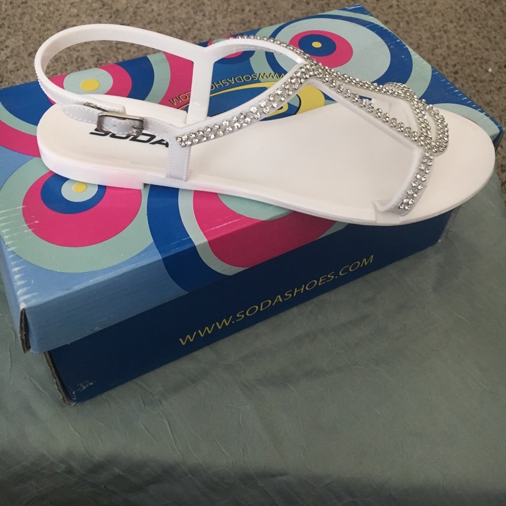 NWT White jelly rhinestone sandals